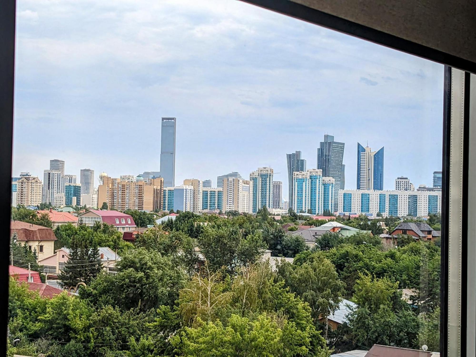 Rechnaya Apartman Asztana Kültér fotó